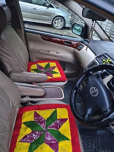 Транспорт: Toyota Ipsum: 2002 г., 2.4 л, Автомат, Бензин, Минивэн — 5