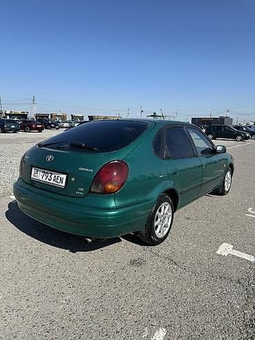 дайхатсу 2001: Toyota Corolla: 2000 г., 1.6 л, Ручные, Бензин, Лифтбек — 4