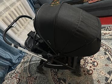 new holand: Прогулочная коляска с перекидным сиденьем, цвет черный. Основные — 2