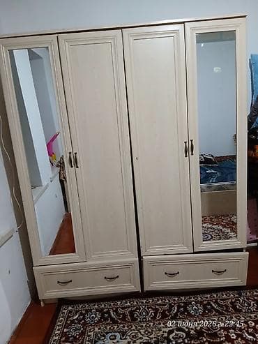 зеркало с комодом: Спальный гарнитур, Двуспальная кровать, ДСП, цвет - Бежевый — 3