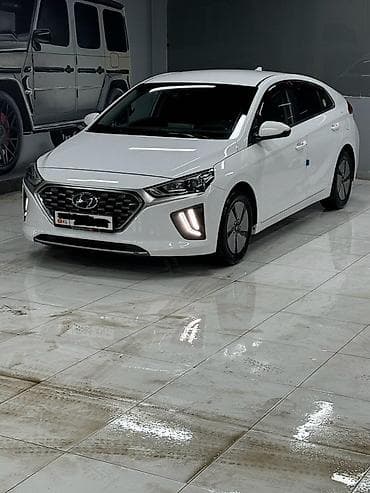 хендай ионик: Hyundai Ioniq: 2020 г., Автомат, Гибрид, Лифтбек — 1