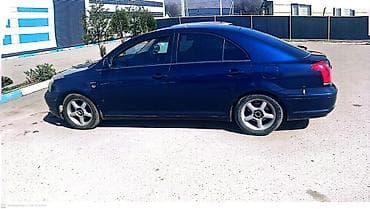 армянских номерах: Toyota Avensis: 2003 г., 2 л, Автомат, Бензин, Хэтчбэк — 6