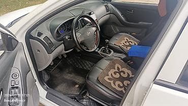 byd e5: Hyundai Elantra: 2018 г., 1.6 л, Механика, Бензин, Седан — 5