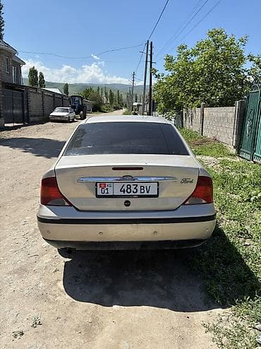 Транспорт: Ford Focus: 2003 г., 1.6 л, Автомат, Бензин, Седан — 10