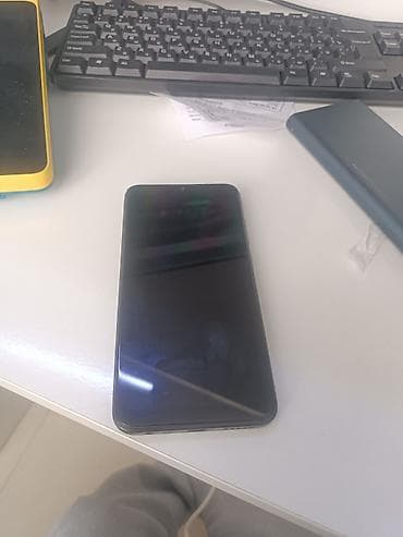 samsung 03: Redmi, Redmi 8A, Б/у, 32 ГБ, цвет - Черный, 2 SIM — 1