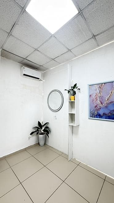 астор: Аренда кабинетов в салонах красоты, 8 м², Для бровиста, Для визажиста, Для лешмейкера — 1