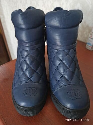 ecco 42: Обувь кожанная,фирма, скрытый каблук 6 см,новые размер 39 но на 38 — 4