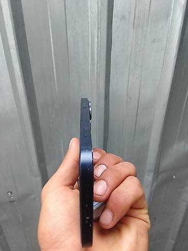 ipod classic: IPhone 17 Pro, Б/у, Синий — 4