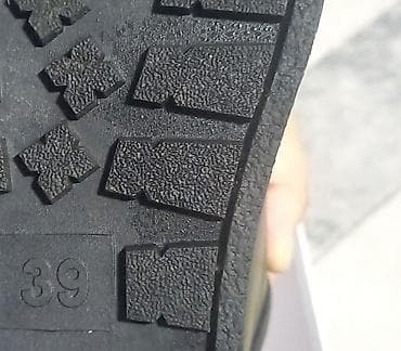 женская обувь 43 размер: Зимние натуральная кожа с натуральным мехом. Производство Турция 39 — 8