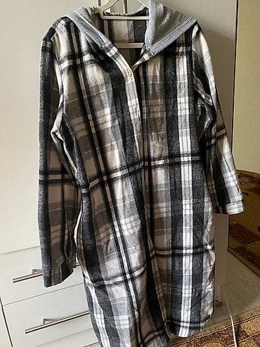 плащ акацуки в бишкеке: Пальто, Тренчкот, Осень-весна, Короткая модель, Двубортная модель, Стандарт — 2