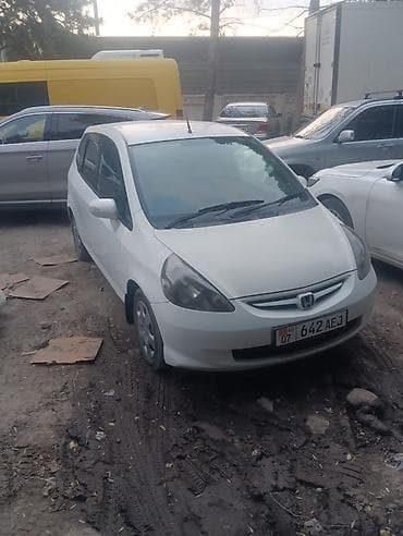 ej ve: Honda Fit: 2002 г., 1.3 л, Вариатор, Бензин, Седан — 4