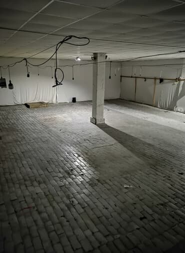 коммерческая недвижимость ош: В БЦ "Балбай Ата" сдаю помещение под бизнес 232 м.кв., рядом ошский — 1