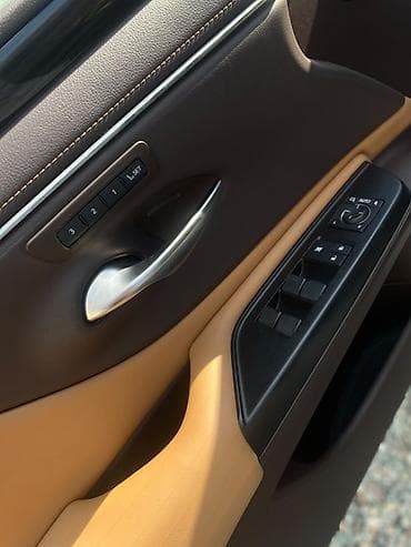 lexus монитор: Lexus ES: 2019 г., 2.5 л, Автомат, Гибрид, Седан — 10