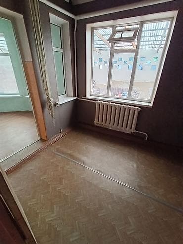 Дома: Срочно! Продаётся жилой дом в Маевке. - Участок: 4 сотки, ограждён — 7