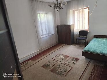 Сдаётся комната в центре в частном доме. Светлая просторная комната at lalafo.kg Сдаётся комната в центре в частном доме. Светлая просторная комната