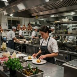 повар европейской кухни: Ищем повара, парень/девушка от 28лет и старше — 1