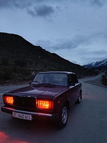 ВАЗ (ЛАДА) 2107: 2008 г., Седан