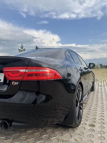 Транспорт: Jaguar XE: 2015 г., 2 л, Автомат, Бензин, Седан — 8