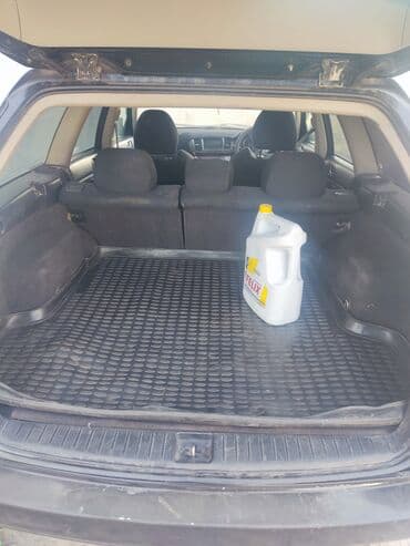 Subaru Legacy: 2004 г., 2 л, Автомат, Универсал