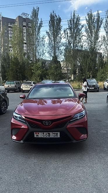 Toyota Camry: 2020 г., 2.5 л, Автомат, Бензин, Седан — 2