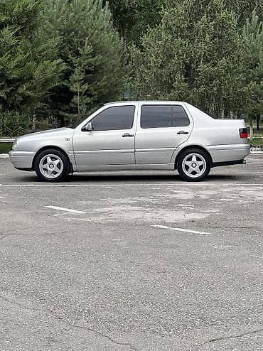 k3 ve: Volkswagen Vento: 1997 г., Механика, Бензин, Седан — 5