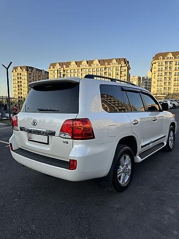 ленд крузер 200 дизель: Toyota Land Cruiser: 2013 г., 4.6 л, Автомат, Бензин, Внедорожник — 5