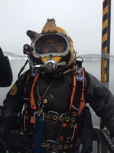 Дизайн, долборлоо: Водолаз-сварщик. Все виды подводно-технических работ. Подводная — 1