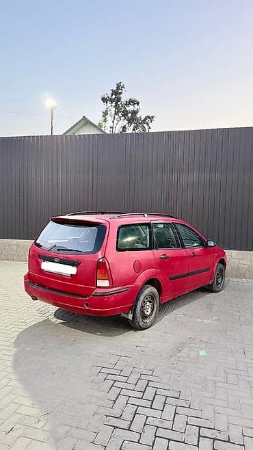 Продажа авто: Ford Focus: 2001 г., 1.6 л, Автомат, Бензин, Универсал — 3