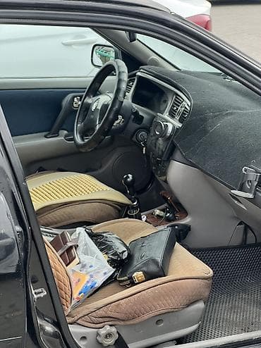 Продажа авто: Nissan Primera: 2001 г., 1.8 л, Механика, Бензин, Хэтчбэк — 5