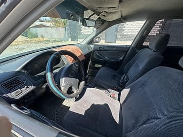 Honda Civic: 1997 г., 1.5 л, Автомат, Бензин, Седан — 4