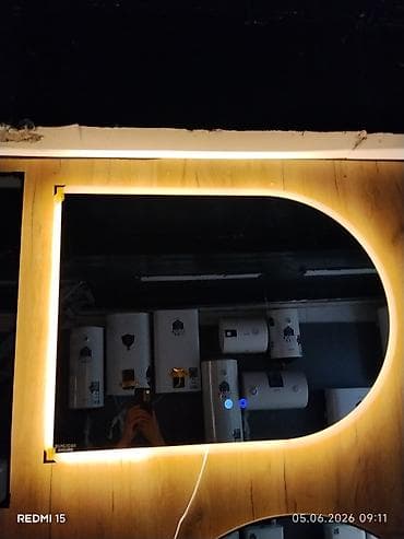 Зеркало с LED‑подсветкой (форма «D») - Настенное зеркало — 1