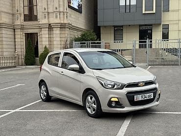 Продажа авто: Chevrolet Spark: 2016 г., 1 л, Автомат, Бензин, Хэтчбэк — 3