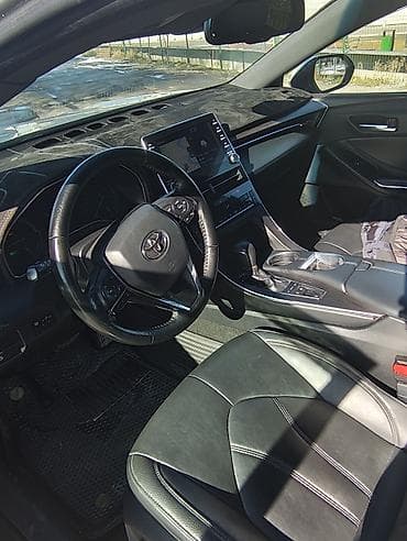 corolla 2016: Toyota Avalon: 2019 г., Автомат, Гибрид, Седан — 6