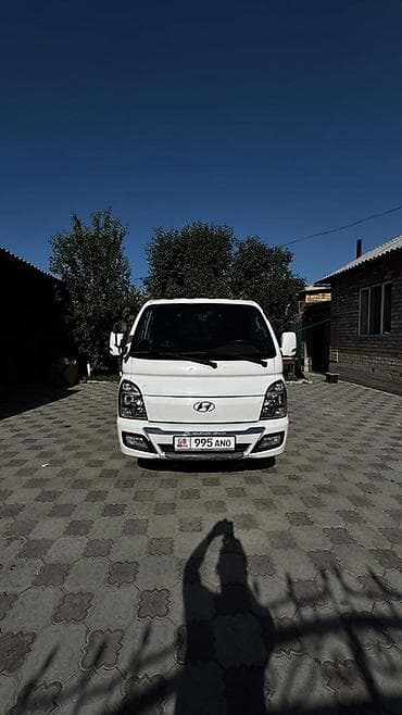 хово 310: Легкий грузовик, Hyundai, Стандарт, До 1 т, Б/у — 3
