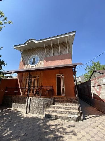 🏡 Үй сатылат! 📍 Дарек: Ош шаары Юго-восток кичи району болжол мектеп