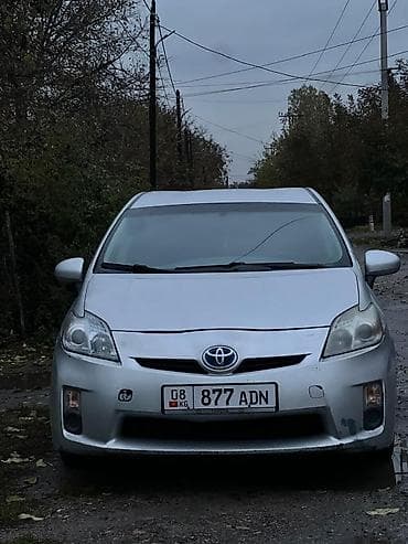 Toyota Prius: 2011 г., 1.8 л, Автомат, Гибрид, Хэтчбэк