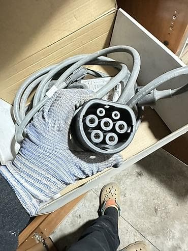 Унаага кам көрүү: BMW Flexible Fast Charger — оригинальное мобильное зарядное устройство — 2