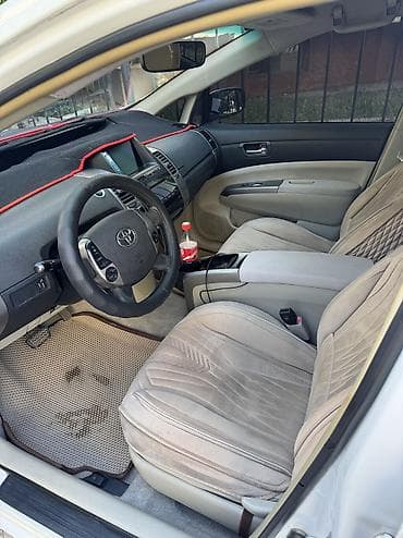с люком: Toyota Prius: 2006 г., 1.5 л, Вариатор, Гибрид, Хэтчбэк — 7