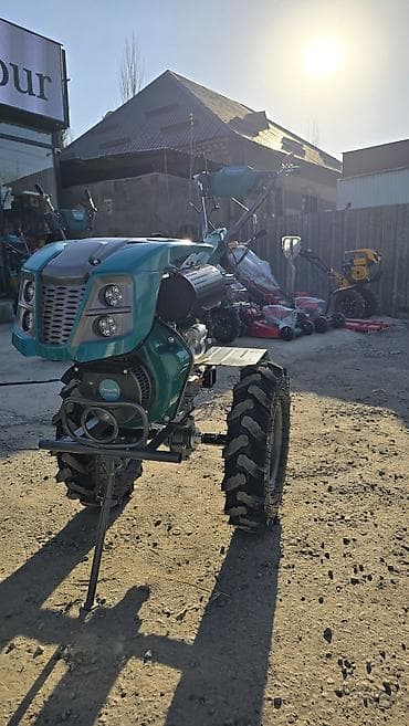 Мотоблок дизельный с фарами и пневмоколесами Основные характеристики