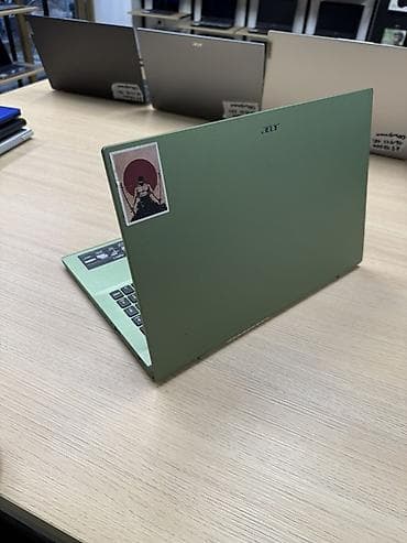 пиксел 7: Acer Aspire 3 (зелёный) Экран: - 15.6" IPS, узкие рамки - Разрешение — 2