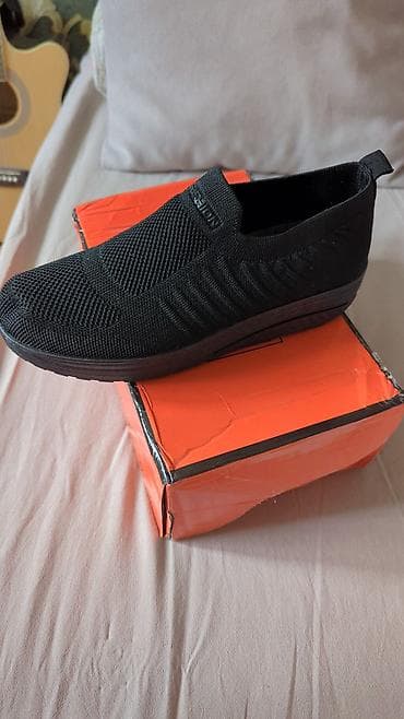 кроссовки кеды: Мужские кроссовки, 39, Новый, цвет - Черный — 1