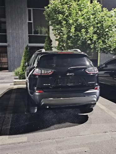 жир чероки: Jeep Cherokee: 2021 г., 2.4 л, Автомат, Бензин, Кроссовер — 4