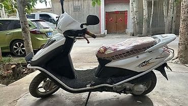 Скутер Honda Dio (бензиновый) - Классический городской скутер с — 2