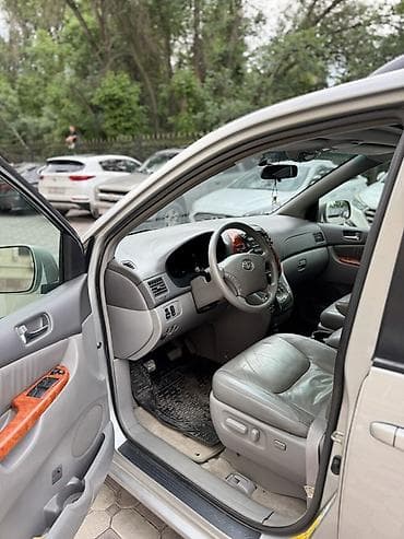 бампер жигули: Toyota Sienna: 2007 г., 3.5 л, Автомат, Газ, Минивэн — 7