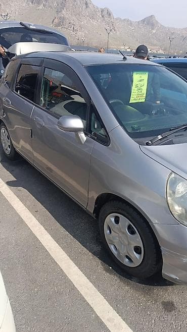 rav4 1995: Honda Fit: 2003 г., Вариатор, Бензин, Хэтчбэк — 3