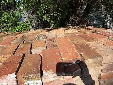 кызыл кирпич: Продаются кирпичи — 3000 штук. Кирпичи в хорошем состоянии, подойдут — 1