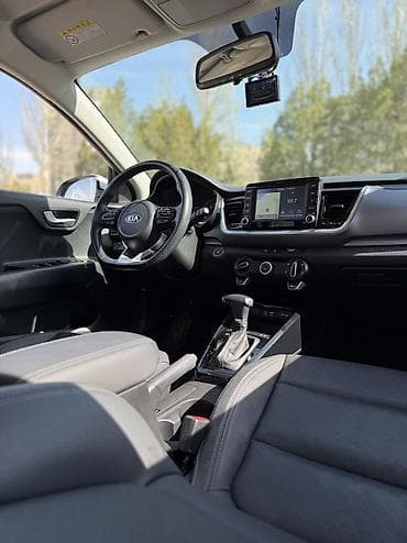 4 7: Kia Stonic: 2019 г., 1.4 л, Автомат, Бензин, Кроссовер — 7