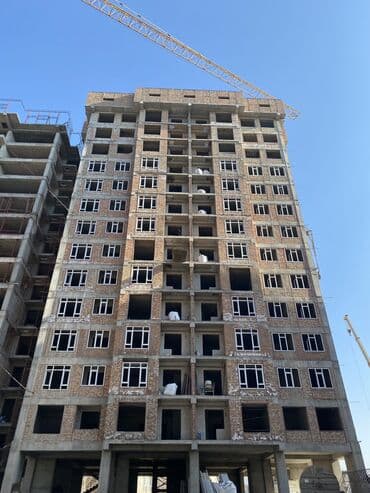 исанова квартира: 1 бөлмө, 42 м², Элитка, 3 кабат, ПСО (өзү оңдоп түзөтүп бүтүү үчүн) — 5