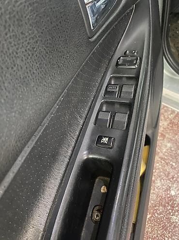 Продажа авто: Mazda 6: 2003 г., 2 л, Автомат, Бензин, Хэтчбэк — 5