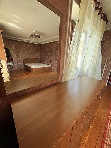 Спальные гарнитуры: Продается спальный гарнитур,все в комплекте — 10